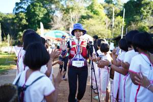 BIB: 2303
                            <button type="button" onclick="openModal(18979152)" class="btn btn-primary btn-sm float-right btn-popup" data-toggle="modal" data-target=".modal-high-quality">
                        <i class="fas fa-shopping-cart"></i> Add to Cart
                    </button>
                                            <button type="button" onclick="isThisMe(18979152, true)" class="btn btn-success btn-sm float-right btn-popup btn-isme hidden" data-toggle="tooltip" data-placement="bottom" title="นี่คือรูปของคุณใช่ไหม คลิกที่นี่เพื่อเอาเข้าอัลบั้ม">
                        <i class="fas fa-plus"></i> Add to album
                    </button>
                    <button type="button" onclick="isThisMe(18979152, false)" class="btn btn-warning btn-sm float-right btn-popup btn-isnotme hidden">
                        <i class="fas fa-ban"></i> Remove from album
                    </button>